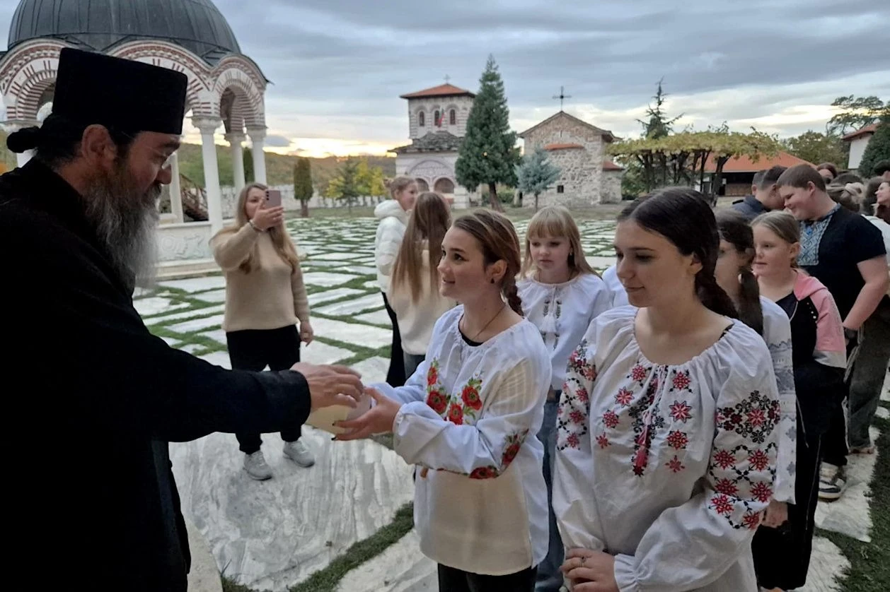 Що таке людяність: сутність, прояви та значення